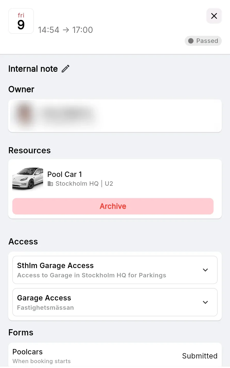 En booking av en bil fra bilpoolen i Admin Portal, der skjemaet Poolcars vises som Submitted under Forms