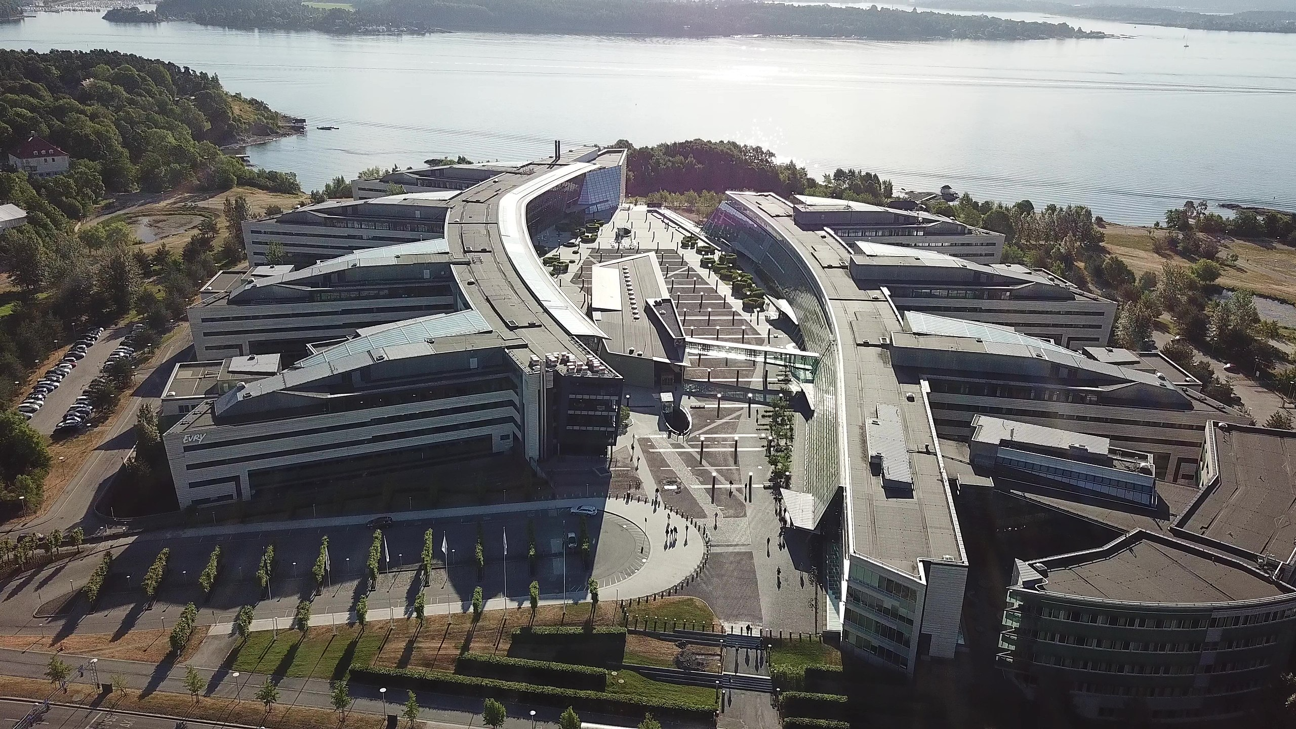 Norwegian Property Group tar arbetsplatsen till nästa nivå med Awaio